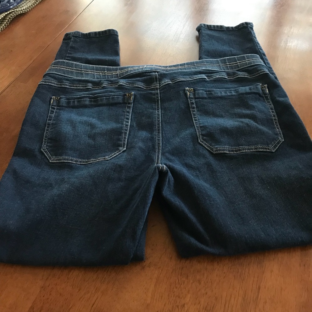 Democracy skinny jeans size 14